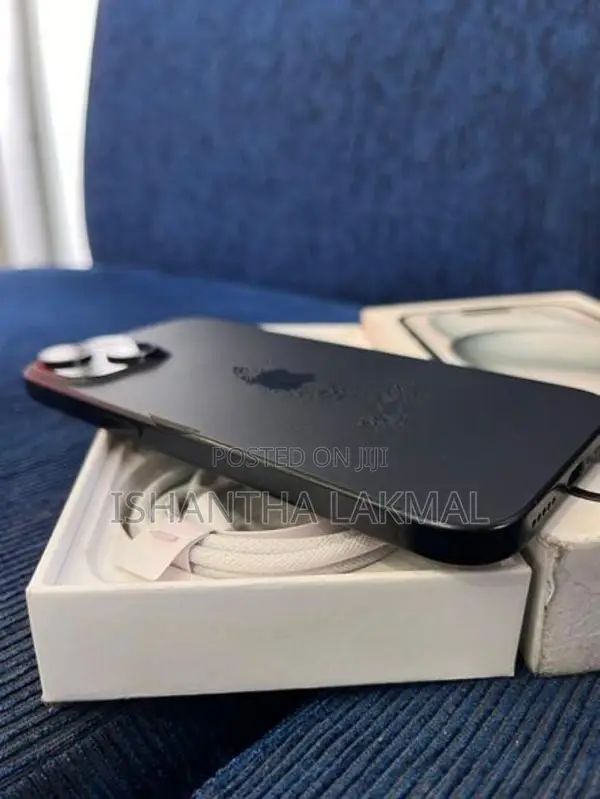 Apple iPhone 15 (Used)