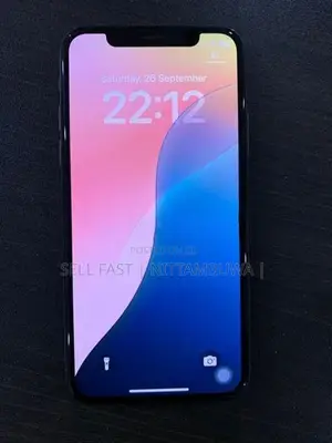 Apple iPhone XS (Used)