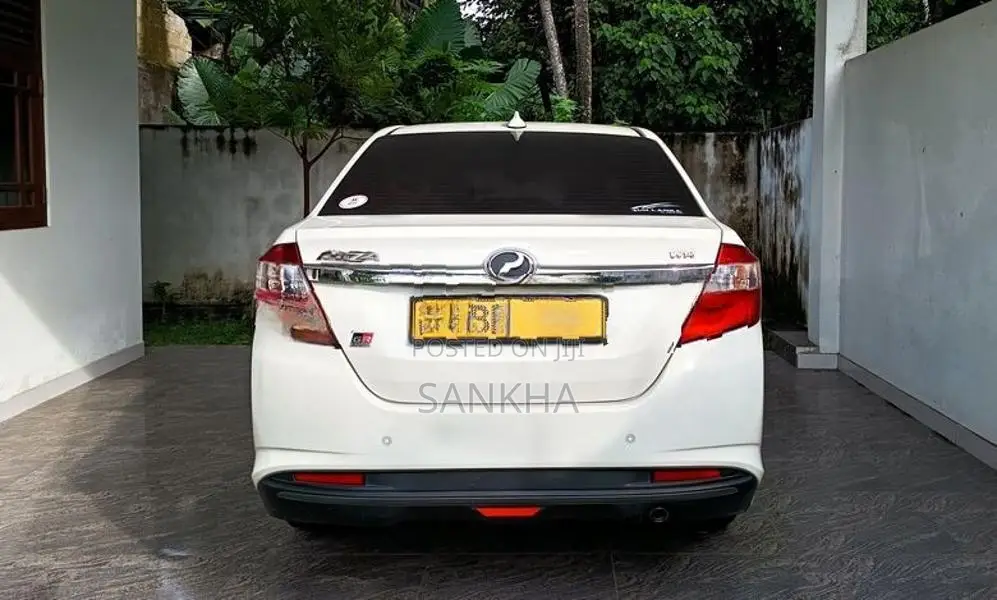 Perodua Bezza 2019