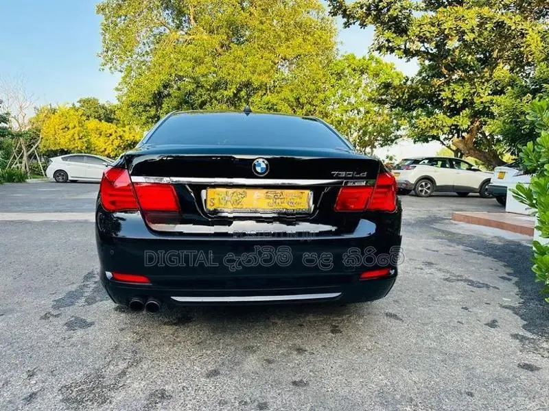 BMW 730Ld 2011
