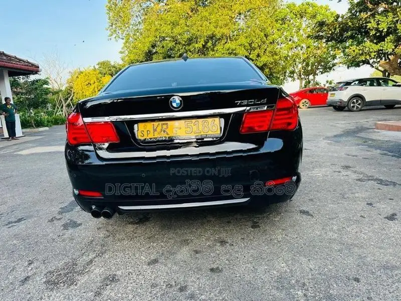 BMW 730Ld 2011