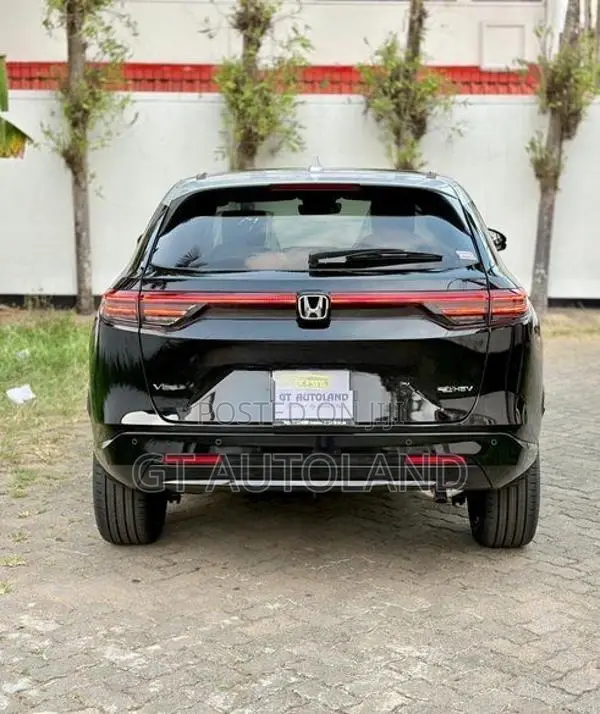 Honda Vezel Z Play Moonroof 2026