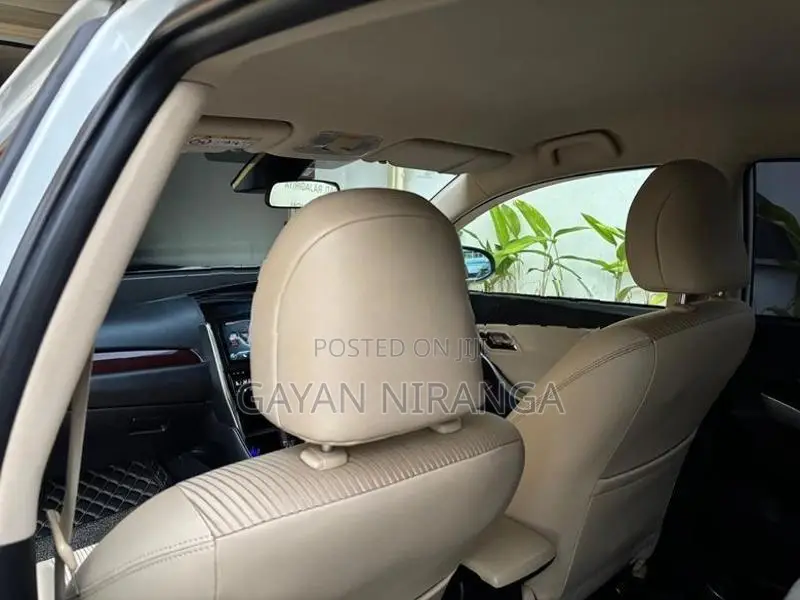 Toyota Premio 2018