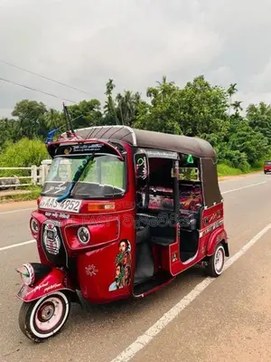 Bajaj RE 2014