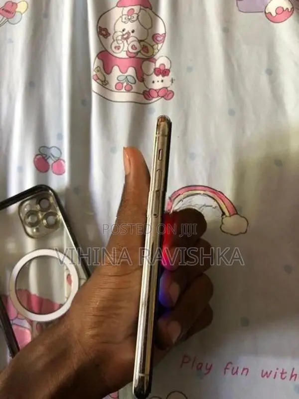 Apple iPhone 11 Pro (Used)