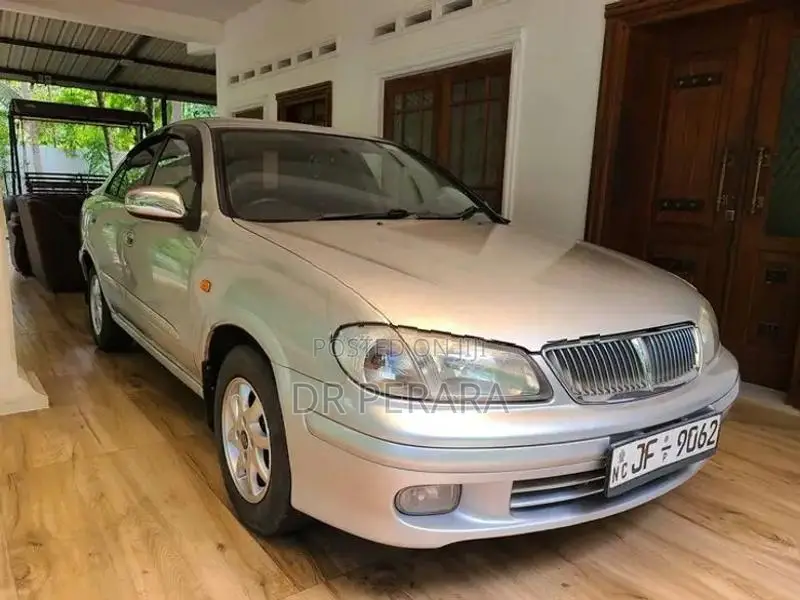 Nissan Sunny 2004