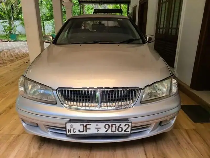 Nissan Sunny 2004