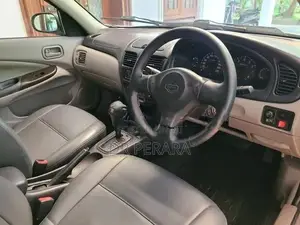 Nissan Sunny 2004