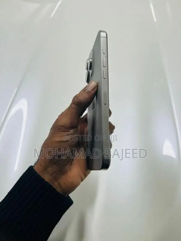 Apple iPhone 16 Pro Max (Used)