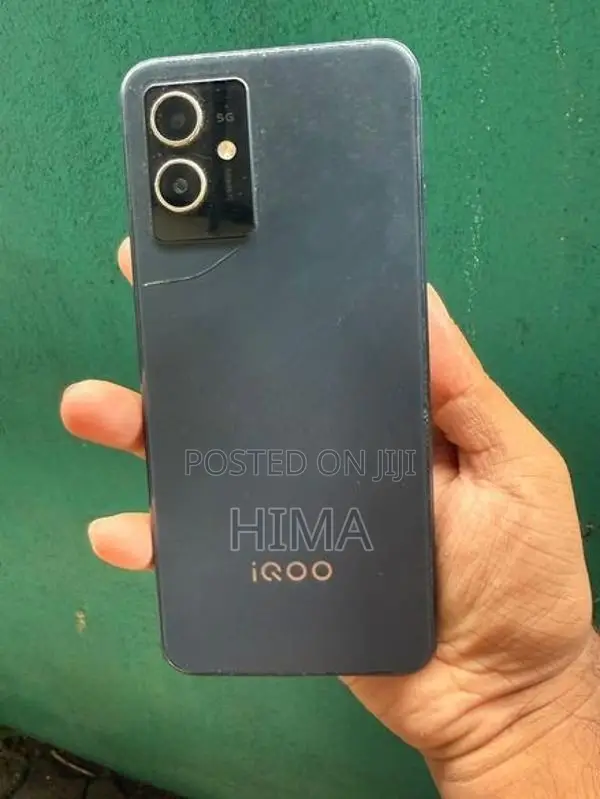 iqoo Dynamo (Used)