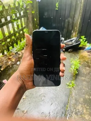 Apple iPhone 11 Pro Max (Used)