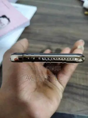 Apple iPhone 11 Pro (Used)