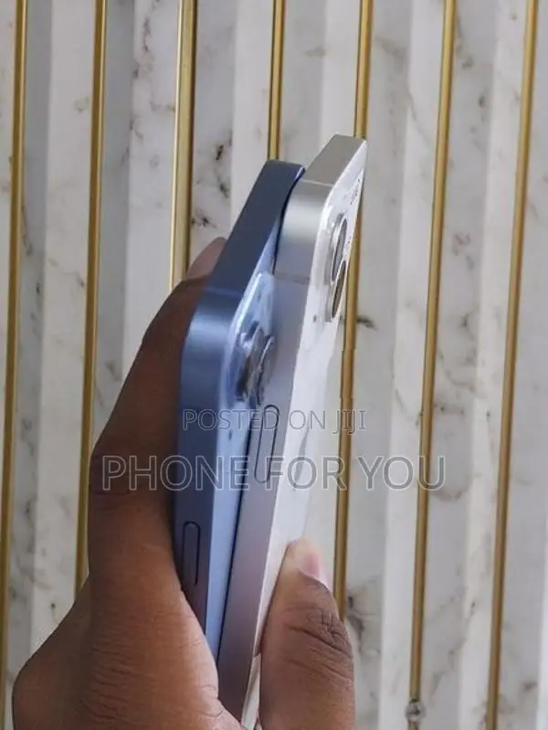 Apple iPhone 14 (Used)