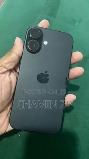 Apple iPhone 16 256GB (Used)