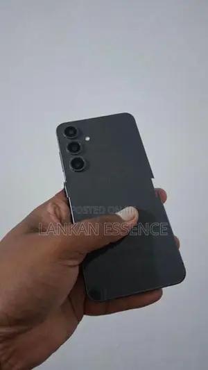 Samsung Galaxy S24 FE (Used)