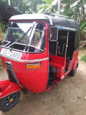 Bajaj RE 2009