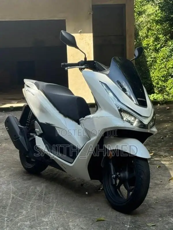 Honda PCX160 Japan 2026