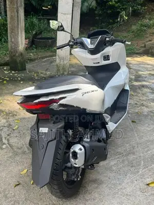Honda PCX160 Japan 2026