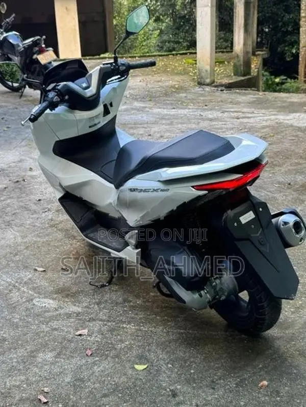 Honda PCX160 Japan 2026