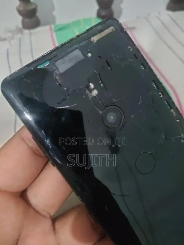 Sony Xperia XZ3 64GB (Used)