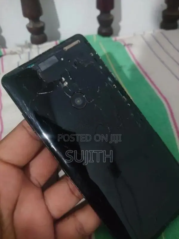 Sony Xperia XZ3 64GB (Used)