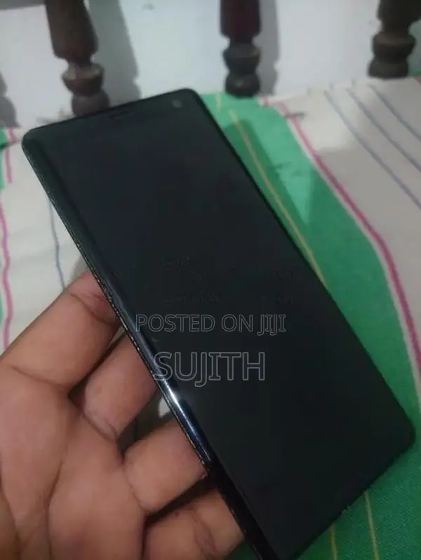 Sony Xperia XZ3 64GB (Used)