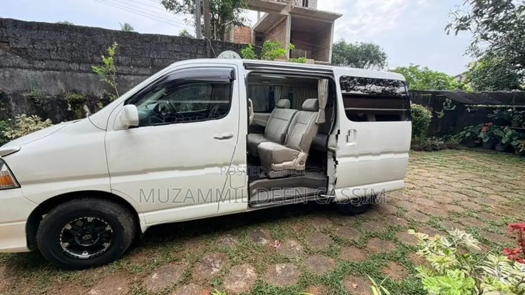 Toyota Hiace Automatic 2007