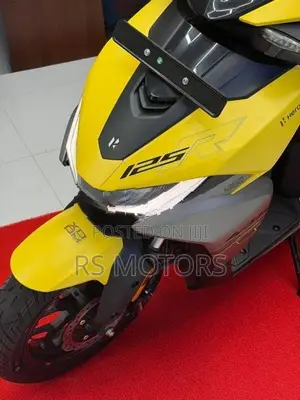 Hero XOOM 125R 2026