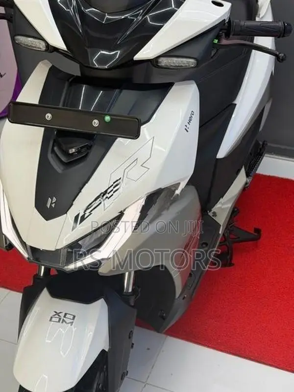 Hero XOOM 125R 2026