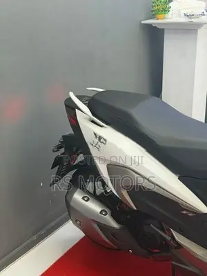 Hero XOOM 125R 2026
