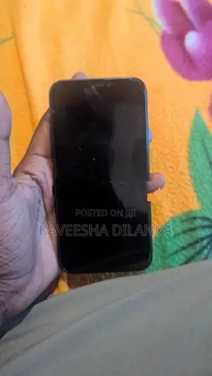 Apple iPhone 11 Pro (Used)