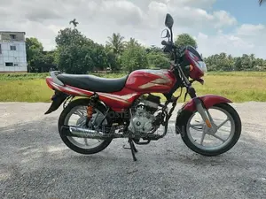 Bajaj CT100 2025