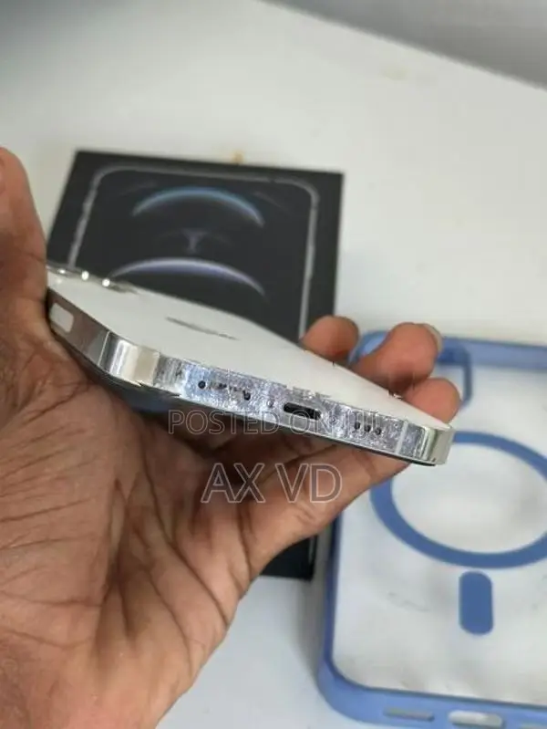 Apple iPhone 12 Pro (Used)