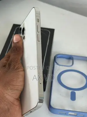Apple iPhone 12 Pro (Used)