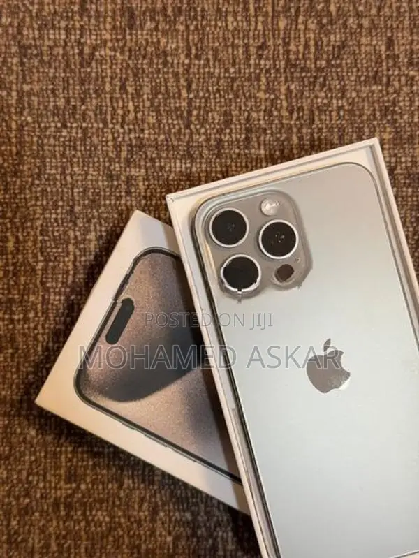 Apple iPhone 15 Pro Max (Used)