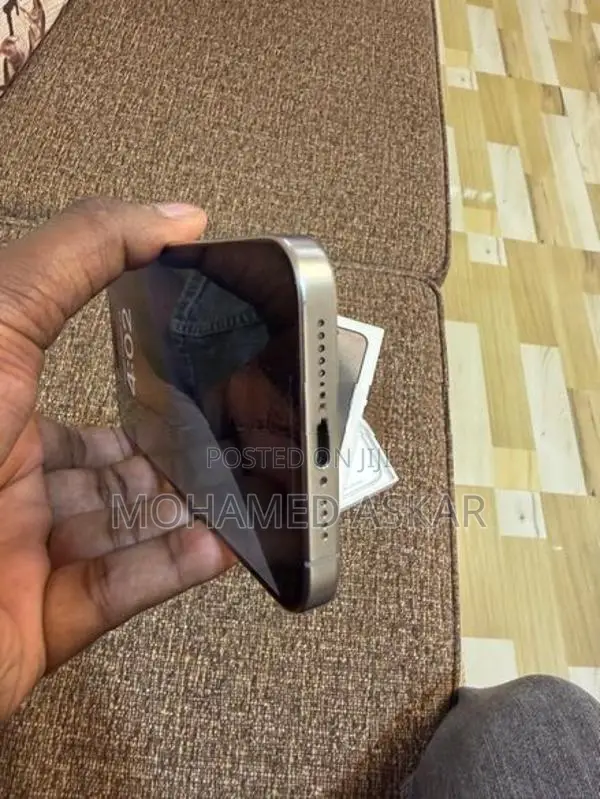 Apple iPhone 15 Pro Max (Used)