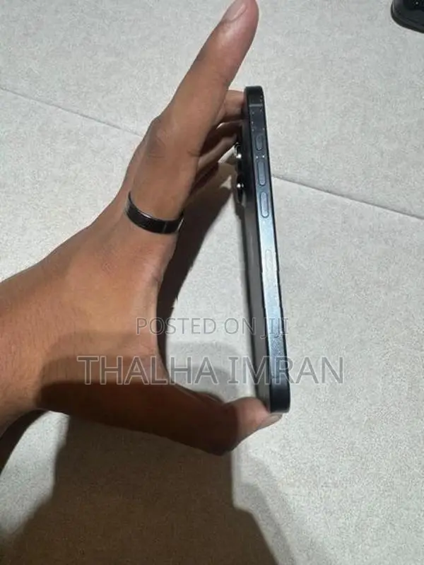 Apple iPhone 16 Pro (Used)