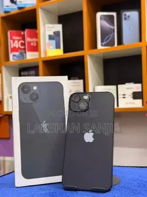 Apple iPhone 13 (Used)