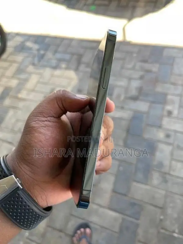 Apple iPhone 12 Pro (Used)