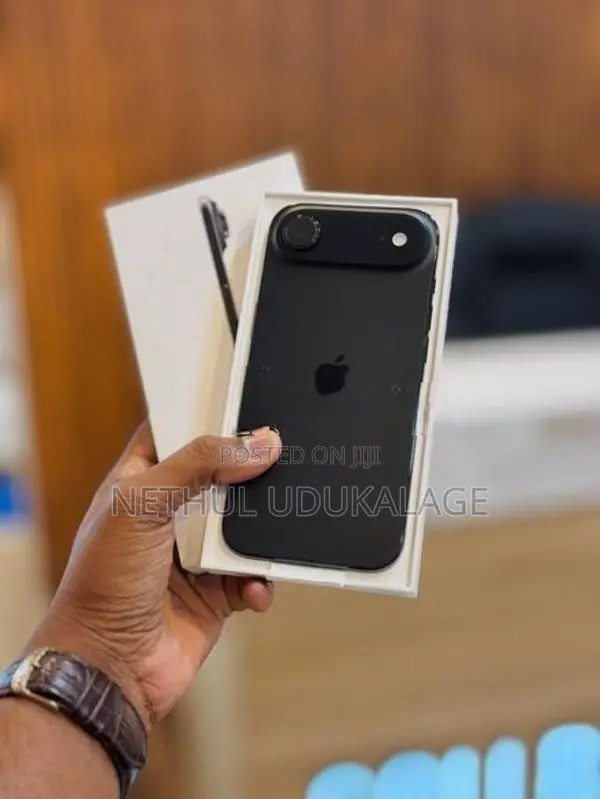 Apple iPhone 17 Air 256GB | Black (Used)