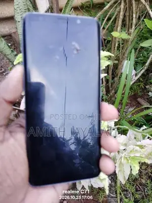 Samsung Galaxy S9 (Used)