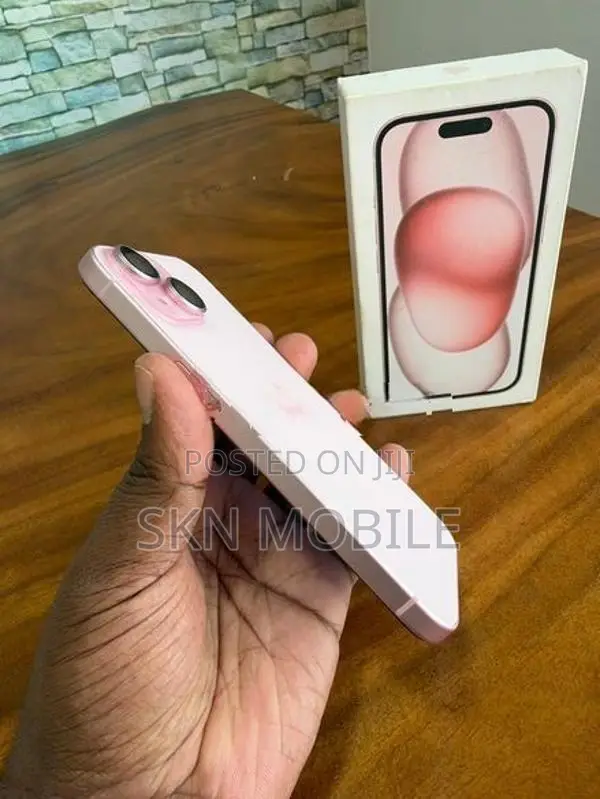 Apple iPhone 15 128GB (Used)