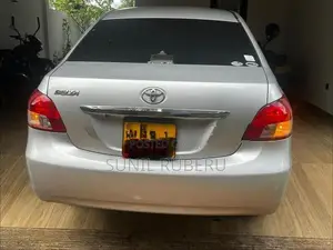 Toyota Belta 2007