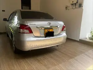 Toyota Belta 2007