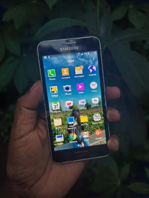 Samsung Galaxy A3 2GB 16GB (Used)