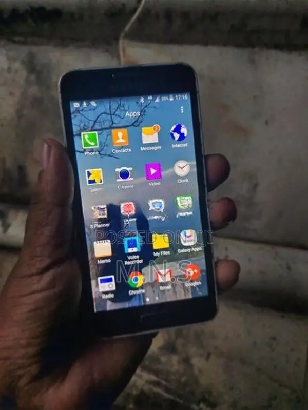Samsung Galaxy A3 2GB 16GB (Used)