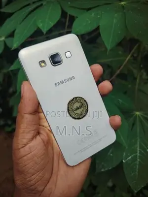 Samsung Galaxy A3 2GB 16GB (Used)