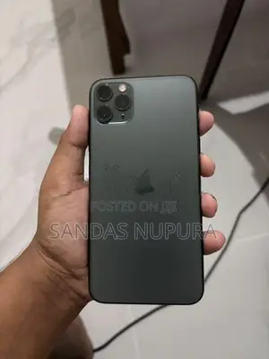 Apple iPhone 11 Pro Max (Used)