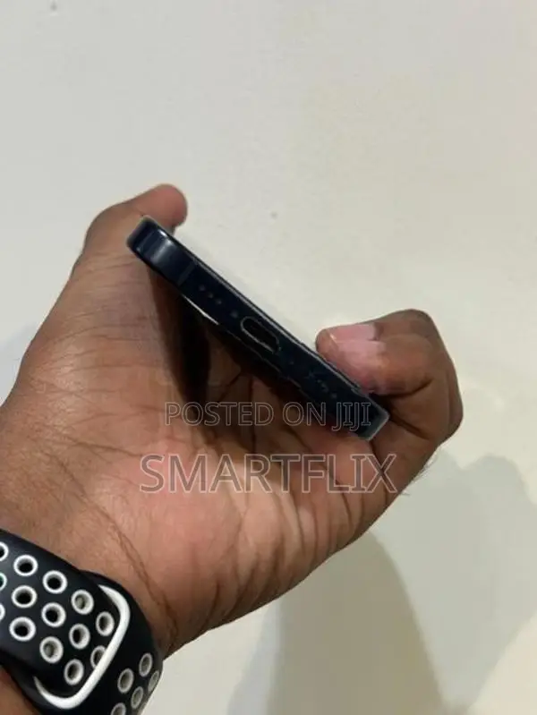 Apple iPhone 15 Pro (Used)