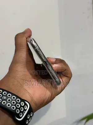 Apple iPhone XS Max (Used)